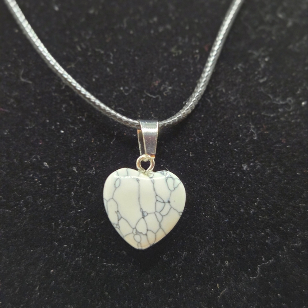 Necklace, Elegant Heart Pendant